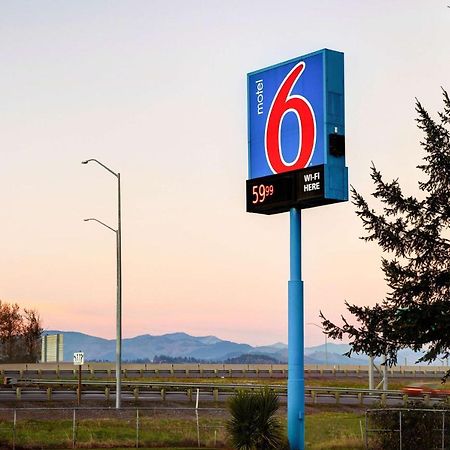 Motel 6-Troutdale, Or - Portland East Exterior foto